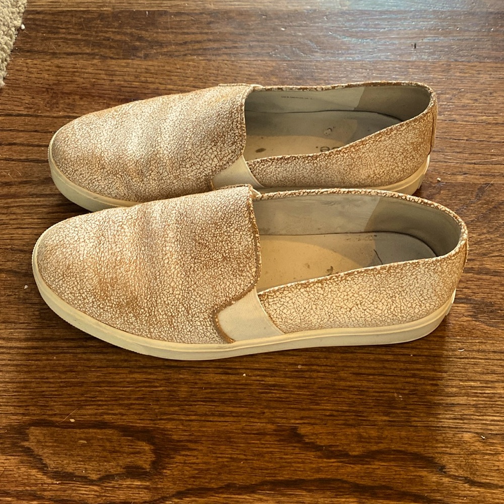 Women’s Vince Loafers- sz 6